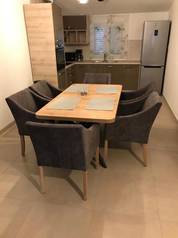 Albatros * Kaštel Sućurac